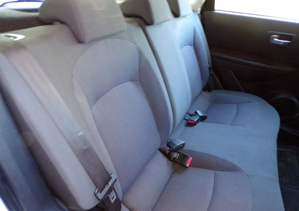 Nissan Qashqai cena 26900 przebieg: 230600, rok produkcji 2010 z Szklarska Poręba małe 529